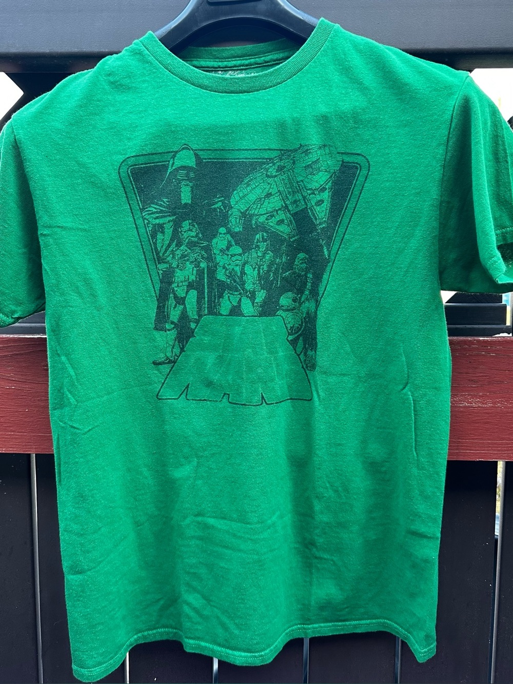 Star Wars Retro Graphic Tee Green size M